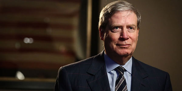 Which companies is Stanley Druckenmiller, the most profitable investor of today, currently buying?