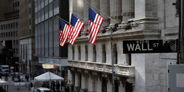 Prvotní predikce profesionálů z Wall Street na rok 2023. Co můžeme očekávat na akciových trzích?