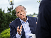 Ray Dalio leans into the government, this is not really how the debt ceiling problem will be solved