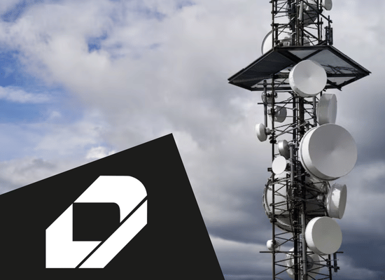 Od kabelů k miliardám: Klíčový vítěz americké digitalizace